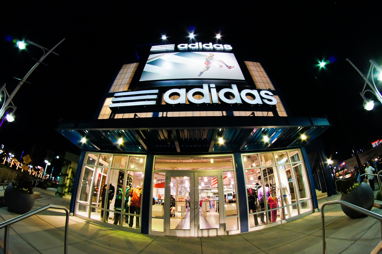 Adidas Store